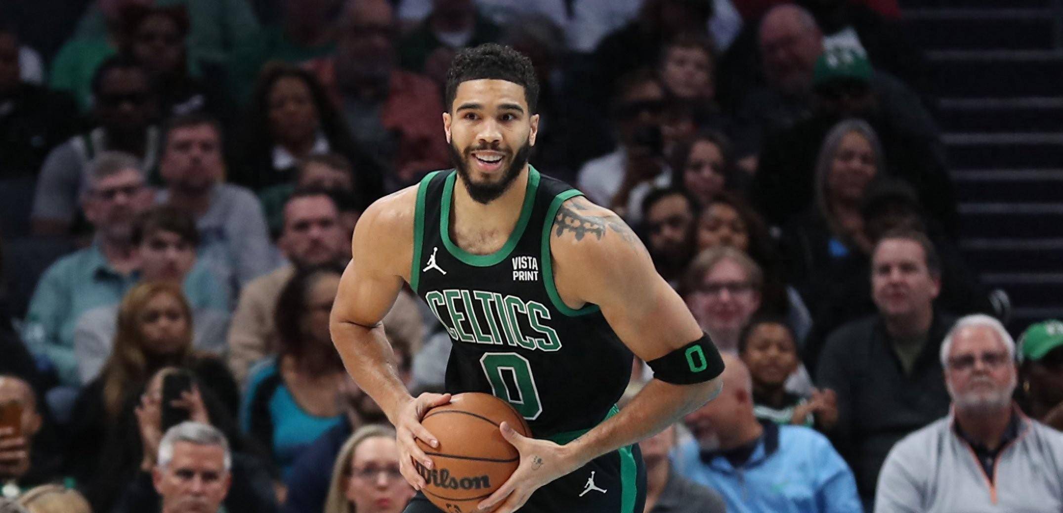 亚冠精英赛第五轮最佳阵：林加德、坎塞洛在列，塔迪奇入选（亚冠精英赛第5轮最佳阵容：坎塞洛、林加德上榜，塔迪奇入围）