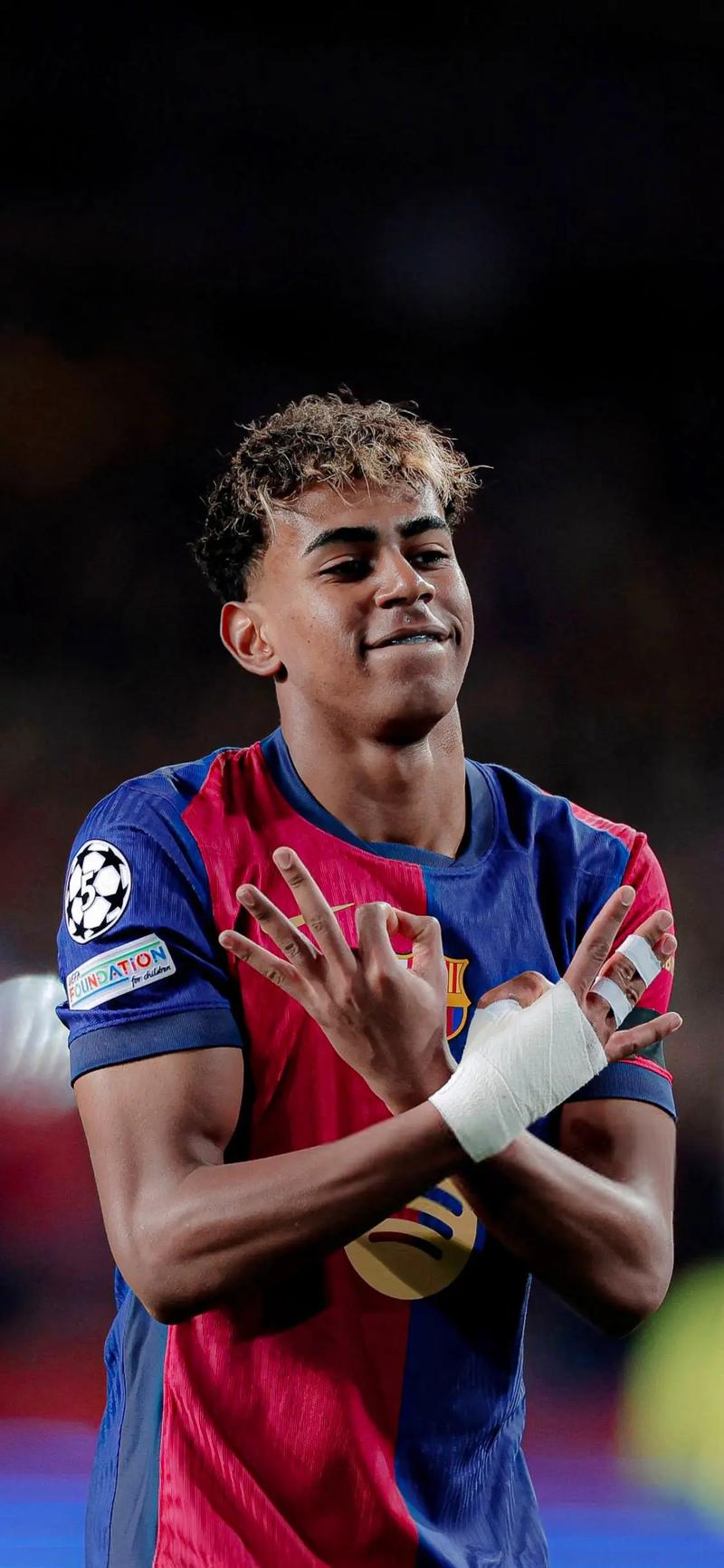 苏超夺冠后，泰州正探索开通主题旅游专列；高铁线路正在修建（苏超问鼎后，泰州谋划开行主题旅游专列；高铁线路建设正推进）