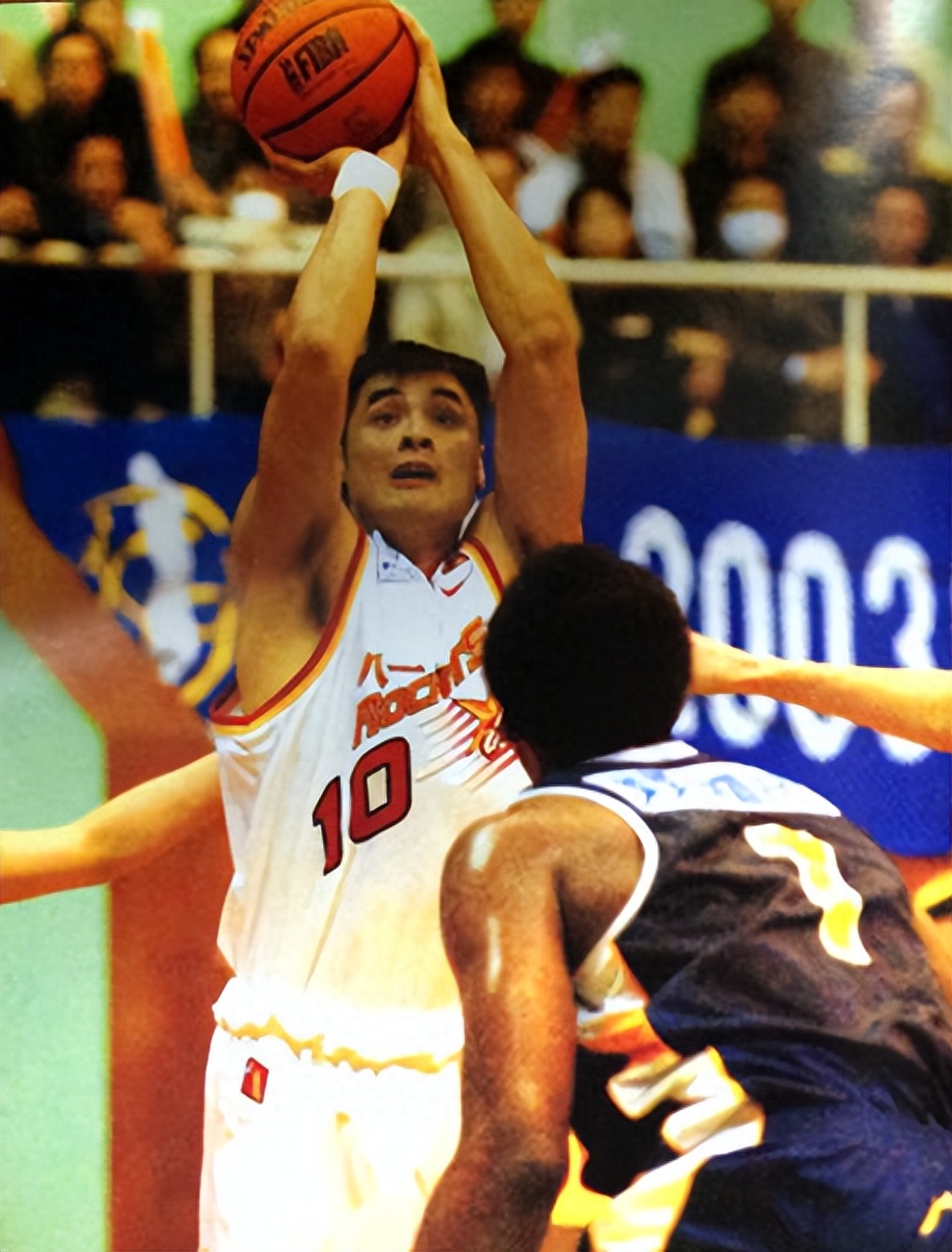 胡梅尔斯在巴黎主场回忆自己制胜的瞬间：我想念这里的角球（胡梅尔斯在巴黎主场忆致胜一刻：我怀念这片角旗区）