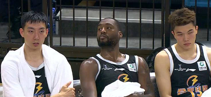 莱万特vs毕尔巴鄂竞技：马修-瑞安、托利安首发，尼科-威廉斯、乌奈-西蒙出战（莱万特对阵毕尔巴鄂竞技：马修-瑞安、托利安首发，尼科-威廉斯与乌奈-西蒙出场）