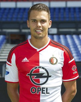 阿斯：皇马会员大会将提交创纪录收入，上赛季达11.85亿欧元（阿斯：皇马会员大会将公布史上最高收入，上一季为11.85亿欧元）