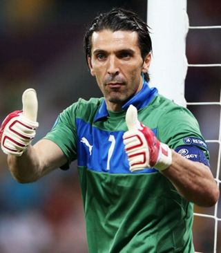 CBA新赛季比赛时长缩减至40分钟且球员5犯毕业，你的观感如何？（CBA新赛季改为40分钟与5犯离场，你怎么看比赛体验？）