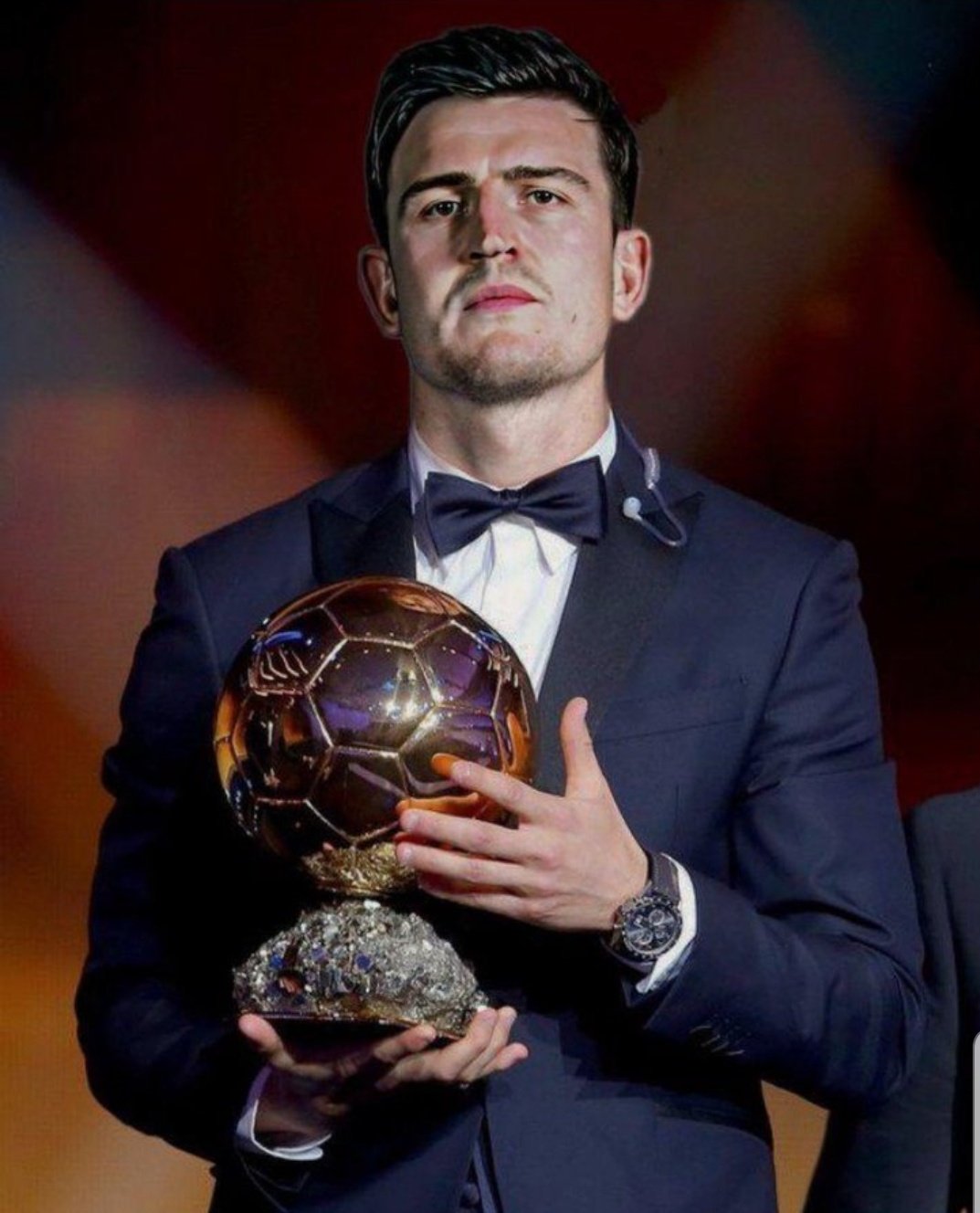 一位重病球迷被邀请看阿贾克斯的比赛，但因病情恶化未能实现（阿贾克斯邀重病球迷观赛，因病情加重遗憾未成行）