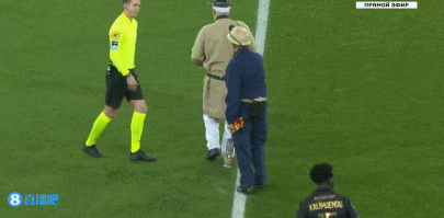 铜梁龙致谢蓉城：期待成渝两地共同推动西部足球事业蓬勃发展（铜梁龙感谢蓉城，盼成渝携手助推西部足球腾飞）