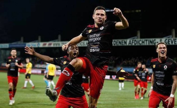 一些年轻球 一些年轻球